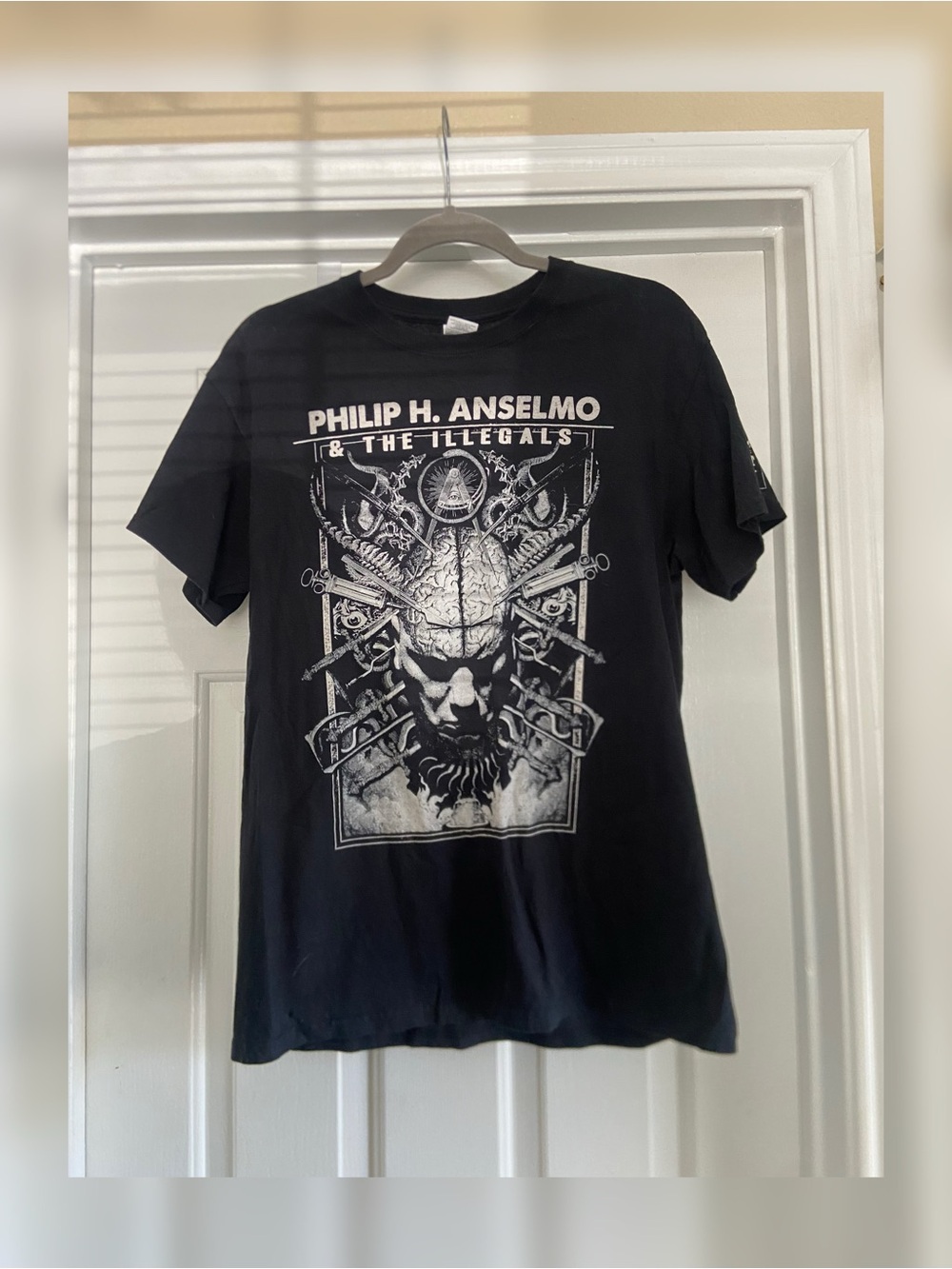 Gildan Black Short-Sleeve Philip H. Anselmo & The Illegals Graphic Tee